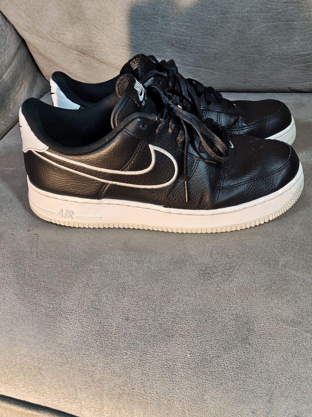 Nike Men’s Low-Top Sneakers - Black/White